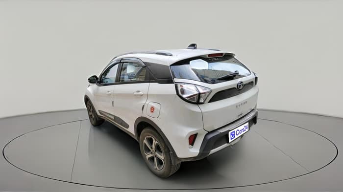 2023 Tata NEXON XZ PLUS LUXURY SUNROOF DIESEL, Diesel, Manual, 66,447 km, exterior