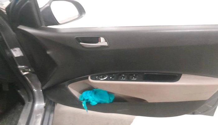 2014 Hyundai Grand i10 SPORTZ 1.2 KAPPA VTVT, Petrol, Manual, 73,649 km, interior