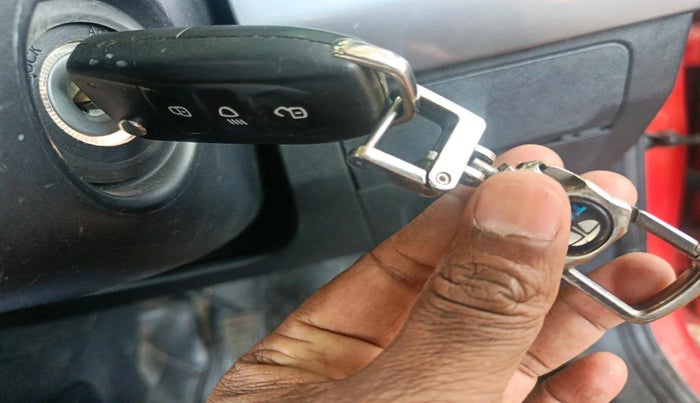 2022 Tata NEXON XM SUNROOF PETROL, Petrol, Manual, 18,037 km, interior