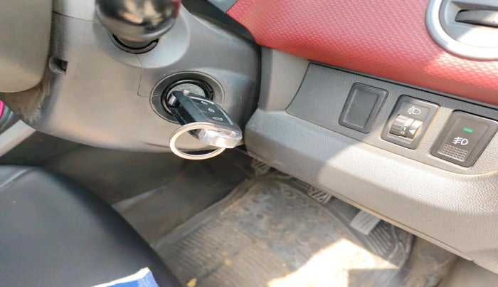 2013 Maruti Ritz VXI, Petrol, Manual, 87,584 km, interior