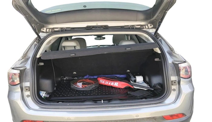 2018 Jeep Compass LIMITED 2.0 DIESEL, Diesel, Manual, 1,38,818 km, exterior