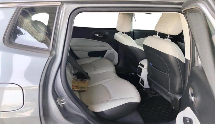 2018 Jeep Compass LIMITED 2.0 DIESEL, Diesel, Manual, 1,38,818 km, interior