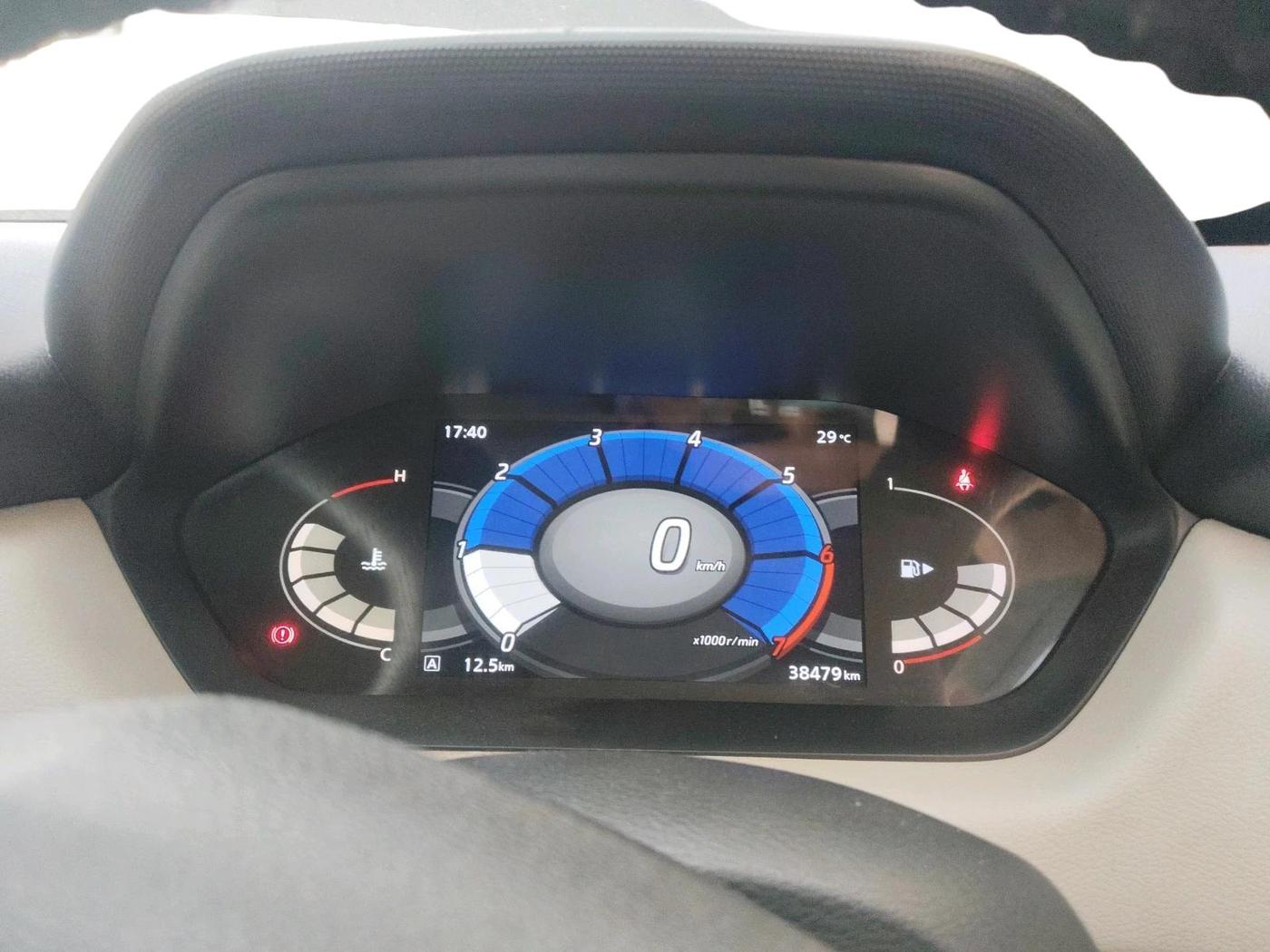 2021 Nissan MAGNITE XV MT, Petrol, Manual, 38,479 km, interior