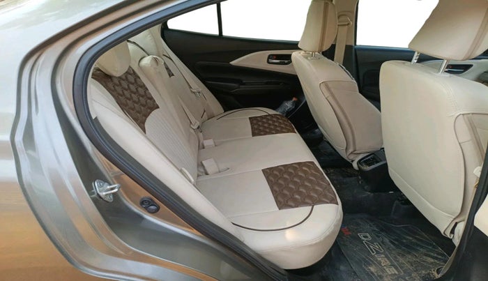 2025 Maruti Dzire ZXi, Petrol, Manual, 9,781 km, interior