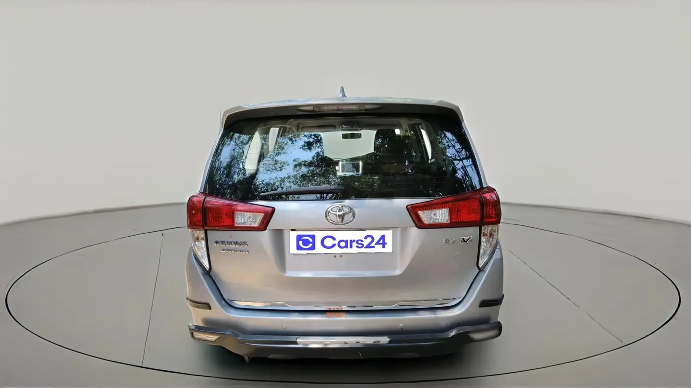 2017 Toyota Innova Crysta 2.4 VX 7 STR, Diesel, Manual, 1,68,313 km, exterior
