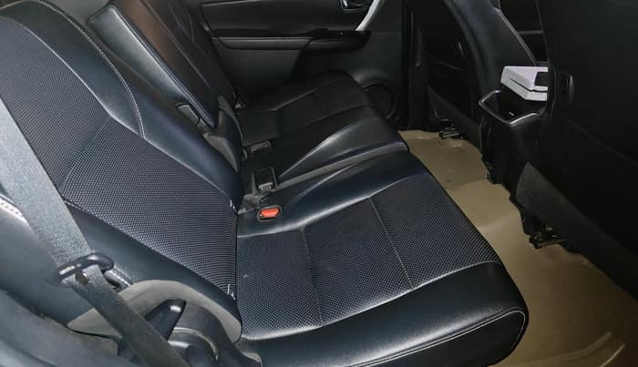 2021 Toyota Fortuner 4X4 AT 2.8 DIESEL, Diesel, Automatic, 1,04,912 km, interior