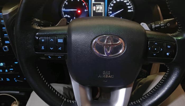 2021 Toyota Fortuner 4X4 AT 2.8 DIESEL, Diesel, Automatic, 1,04,912 km, interior