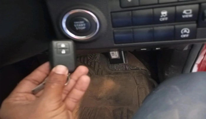 2022 Maruti BREZZA ZXI SMART HYBRID , Petrol, Manual, 22,590 km, interior