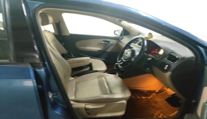 2017 Volkswagen Vento HIGHLINE PLUS 1.5 AT 16 ALLOY, Diesel, Automatic, 66,754 km, interior