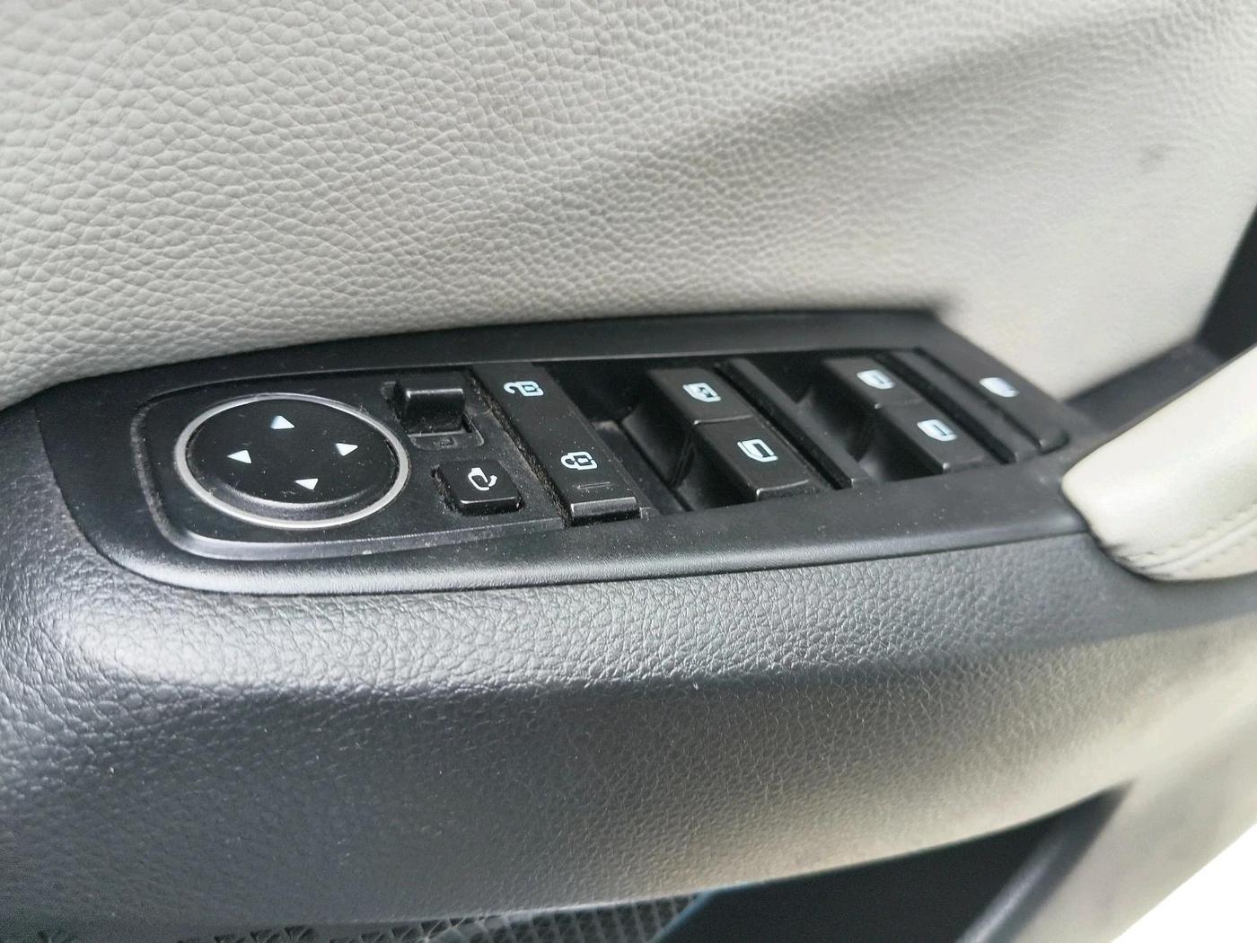 2019 KIA SELTOS HTX PLUS 1.5 DIESEL, Diesel, Manual, 1,47,780 km, interior