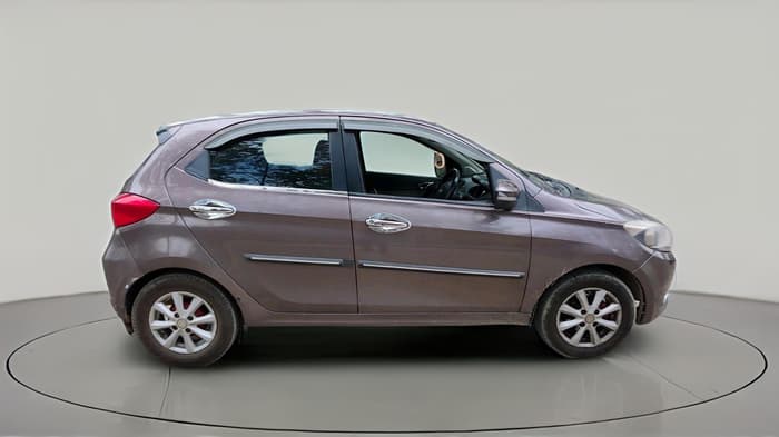2018 Tata Tiago XZ DIESEL, Diesel, Manual, 1,01,128 km, exterior