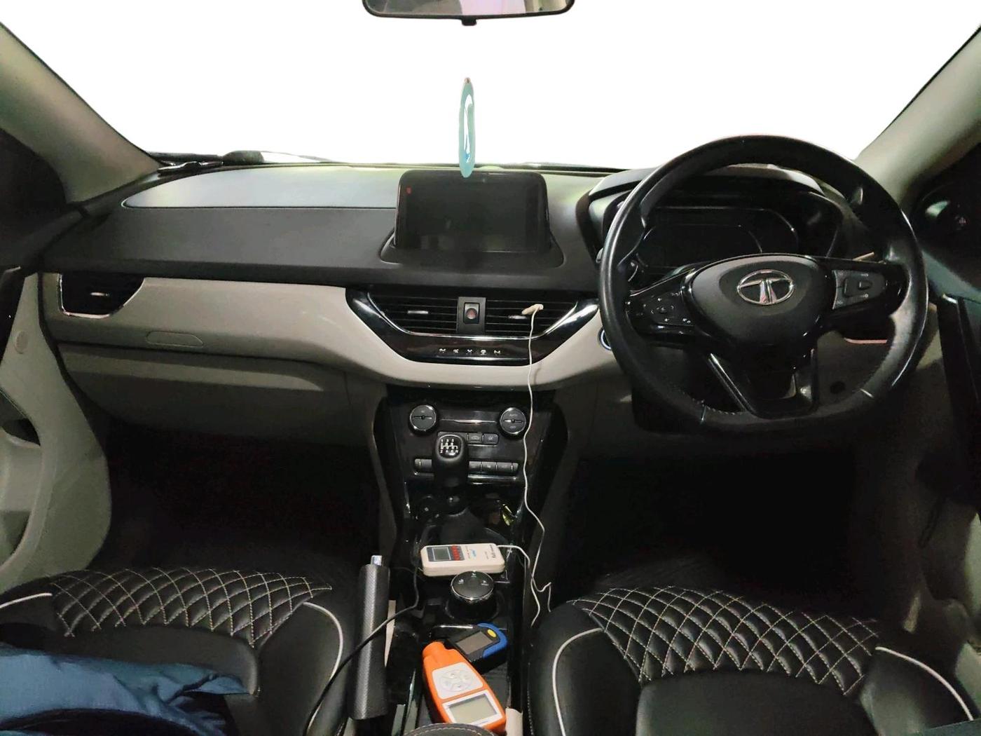 2022 Tata NEXON XZ PLUS (O) PETROL, Petrol, Manual, 50,634 km, interior