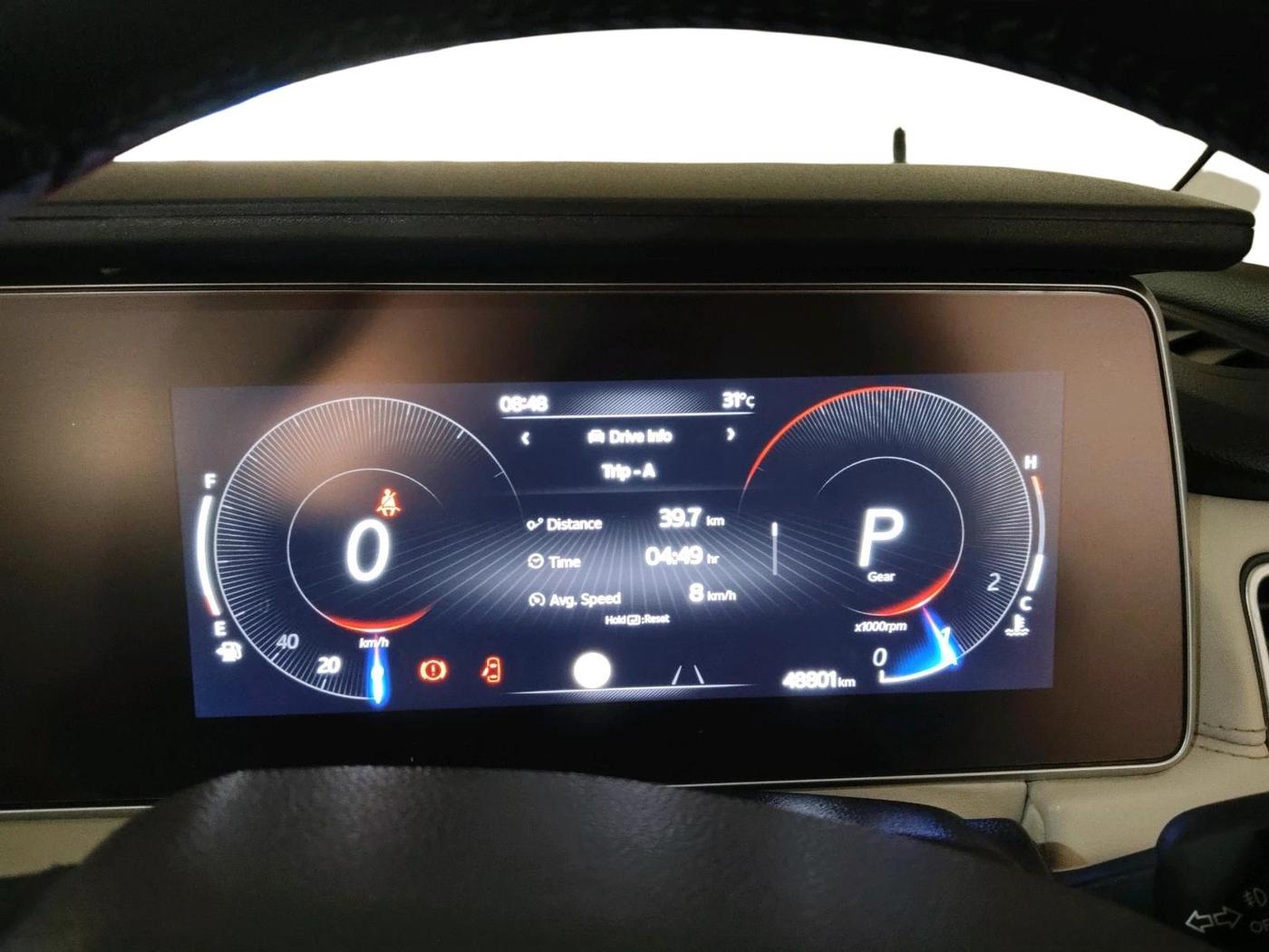 2022 Mahindra XUV700 AX 7 LUXURY D AT 7 STR, Diesel, Automatic, 48,801 km, interior