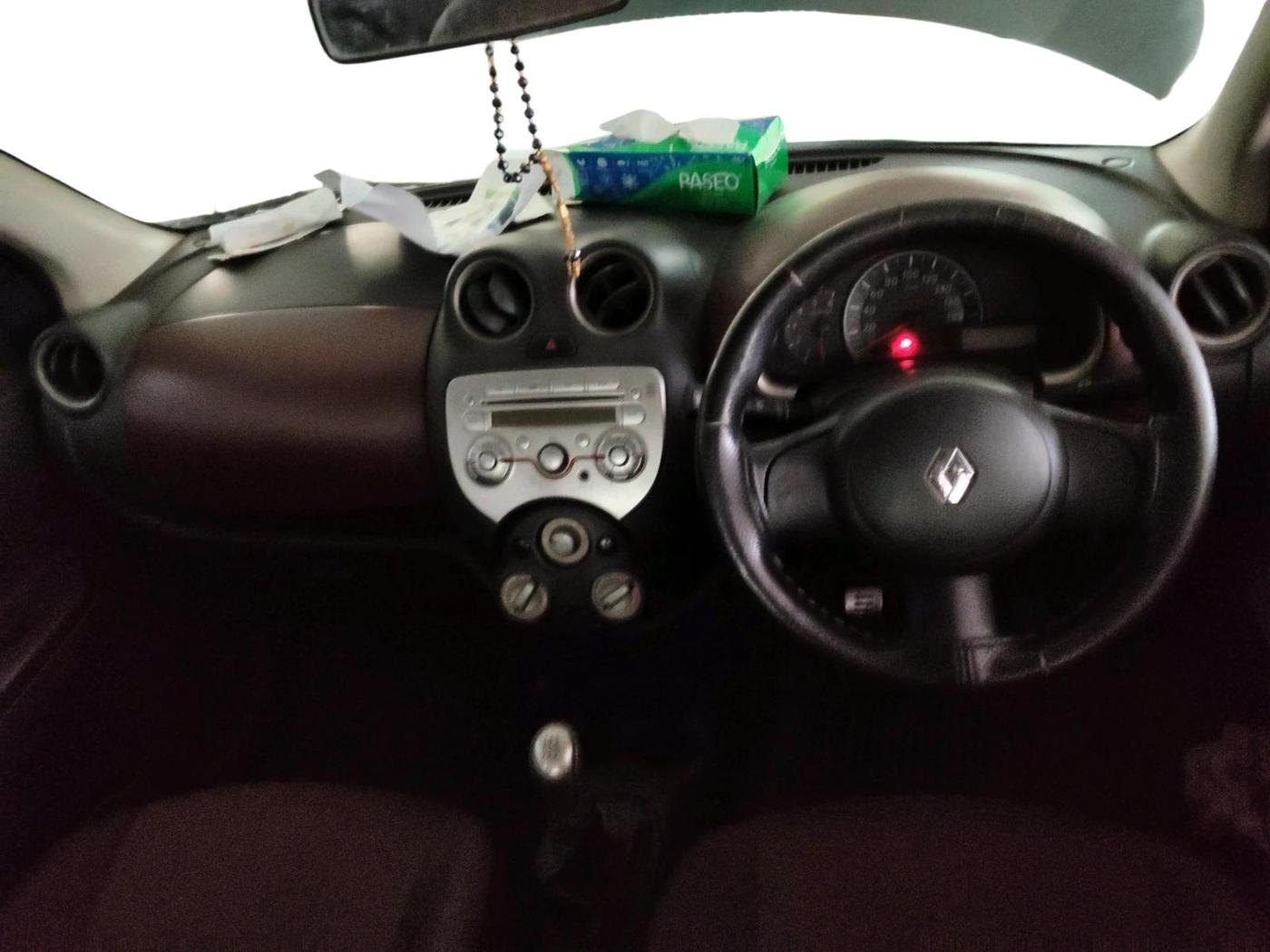2012 Renault Pulse RXL DIESEL, Diesel, Manual, 1,21,836 km, interior