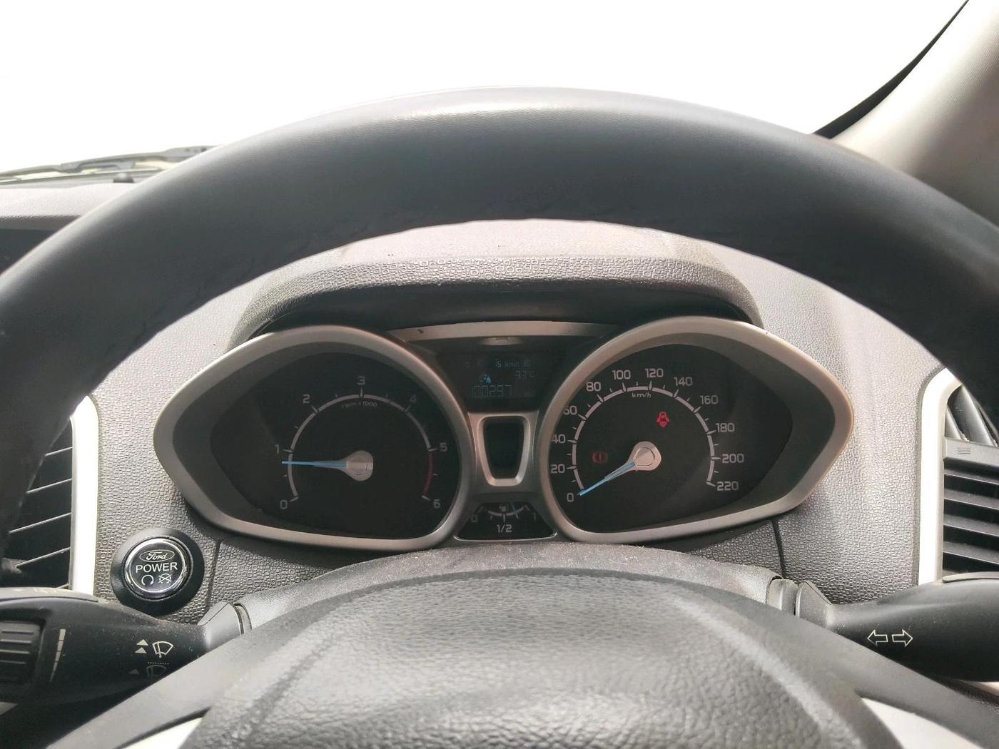 2016 Ford Ecosport TITANIUM 1.5L DIESEL, Diesel, Manual, 1,00,297 km, interior
