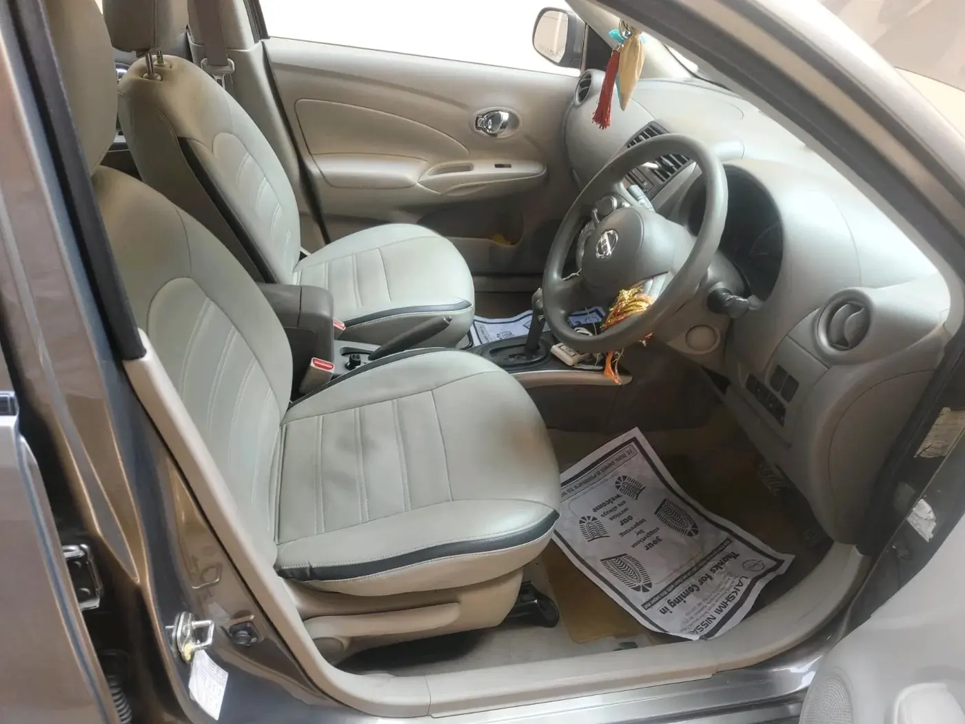 2013 Nissan Sunny XL CVT, Petrol, Automatic, 1,14,052 km, interior