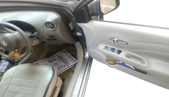 2013 Nissan Sunny XL CVT, Petrol, Automatic, 1,14,052 km, interior