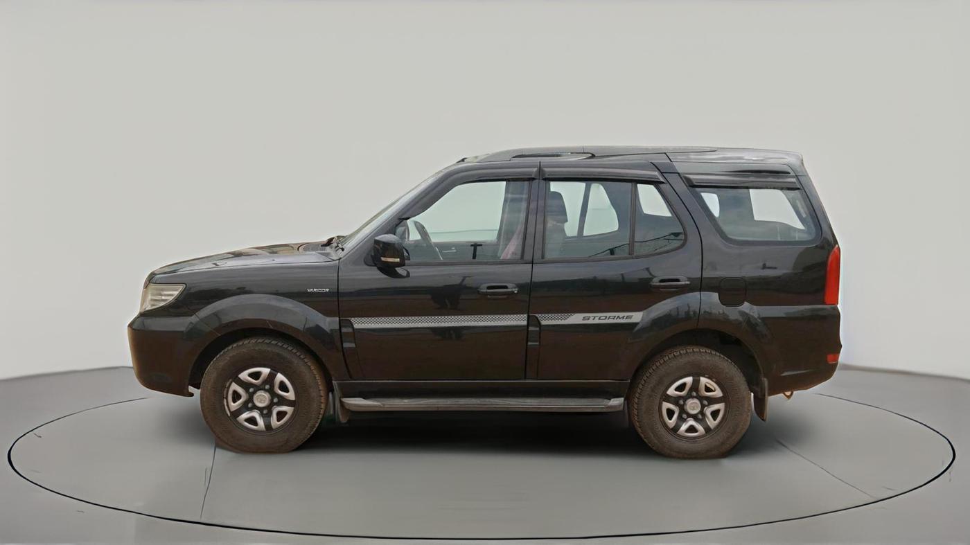 2016 Tata Safari Storme 2.2 EX 4X2, Diesel, Manual, 88,079 km, exterior