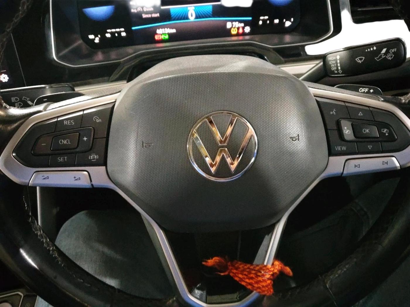 2022 Volkswagen VIRTUS TOPLINE TSI 1.0 AT, Petrol, Automatic, 48,134 km, interior