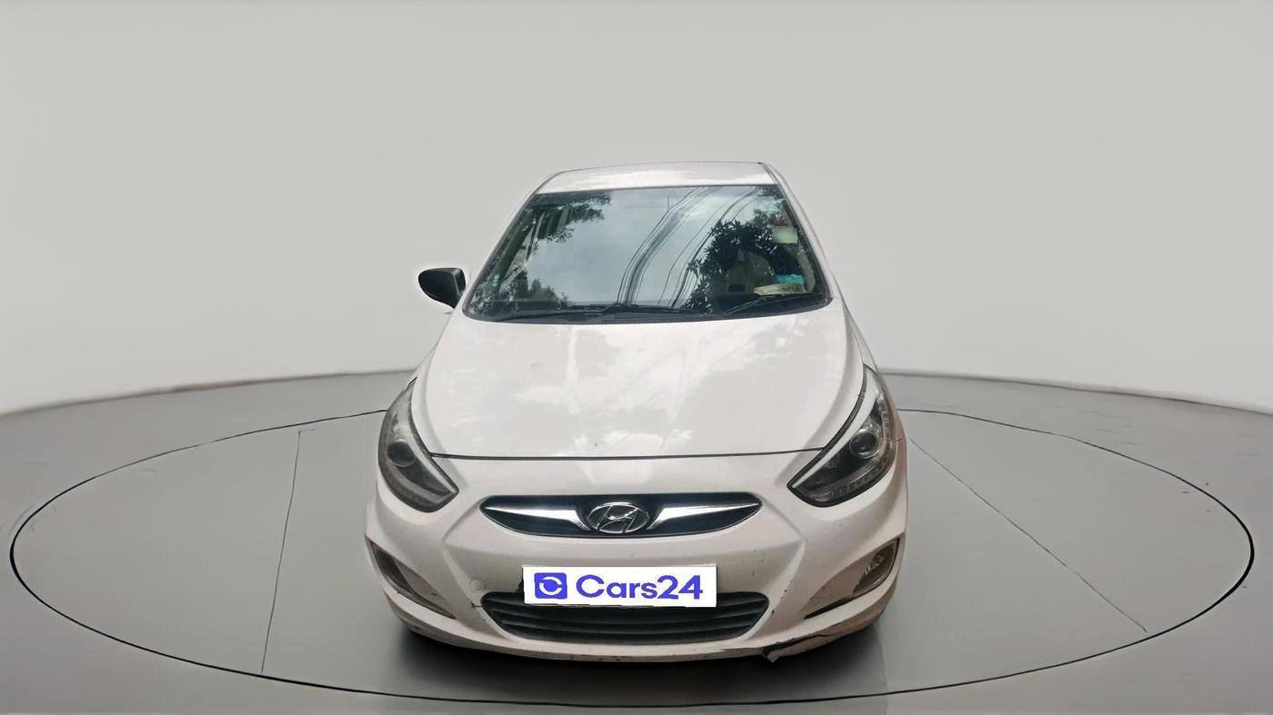 2014 Hyundai Verna FLUIDIC 1.6 CRDI SX OPT AT, Diesel, Automatic, 1,50,982 km, exterior
