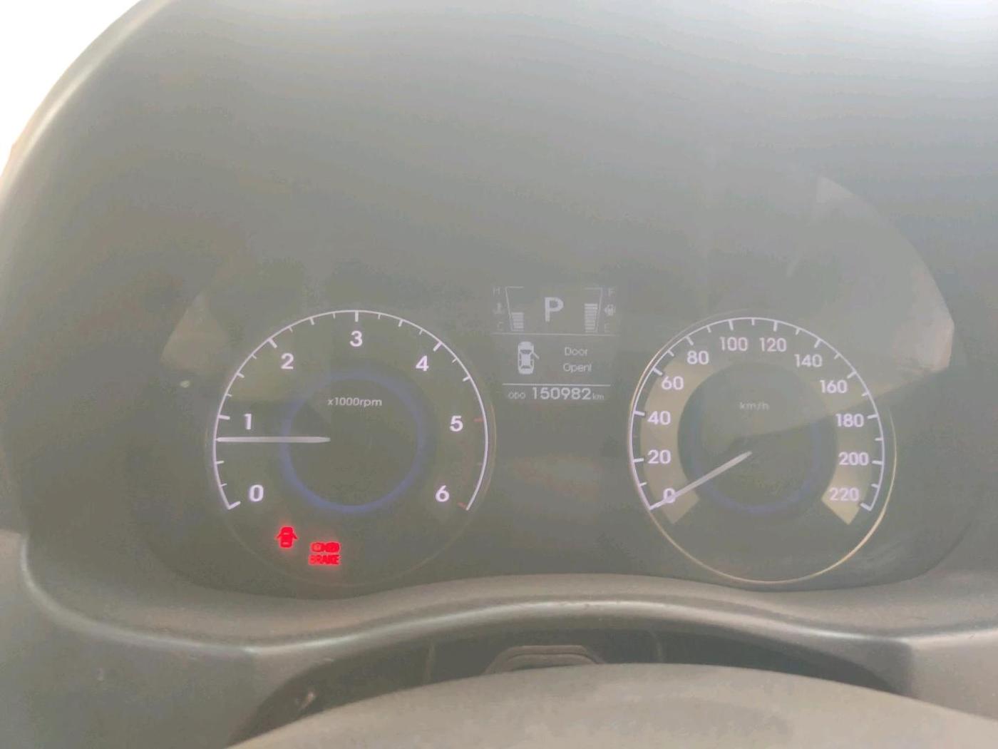 2014 Hyundai Verna FLUIDIC 1.6 CRDI SX OPT AT, Diesel, Automatic, 1,50,982 km, interior