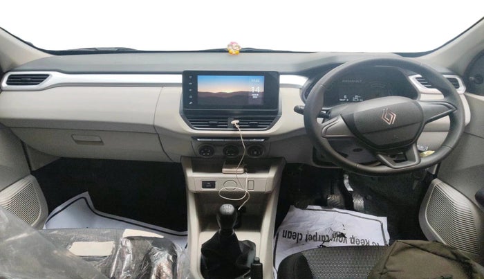 2025 Renault TRIBER Evolution, Petrol, Manual, 35 km, interior