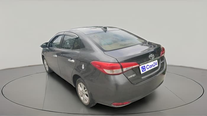 2018 Toyota YARIS VX CVT, Petrol, Automatic, 1,49,982 km, exterior