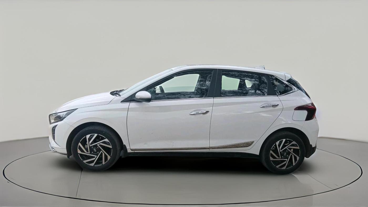 2024 Hyundai NEW I20 ASTA (O) 1.2 MT, Petrol, Manual, 31,427 km, exterior