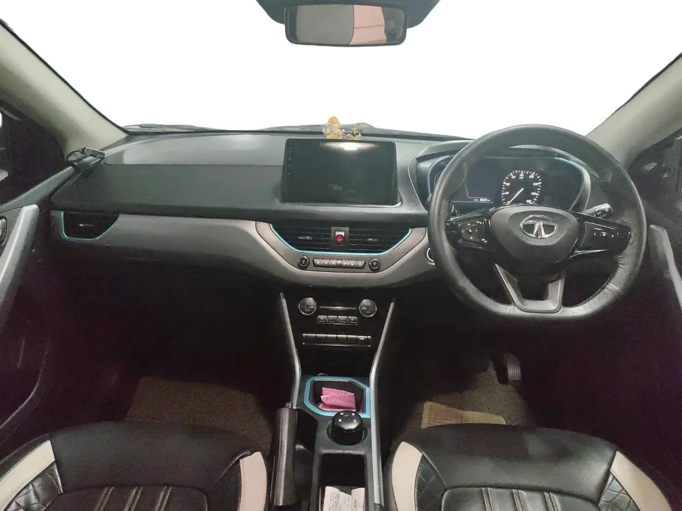 2022 Tata NEXON EV XM, Electric, Automatic, 88,503 km, interior