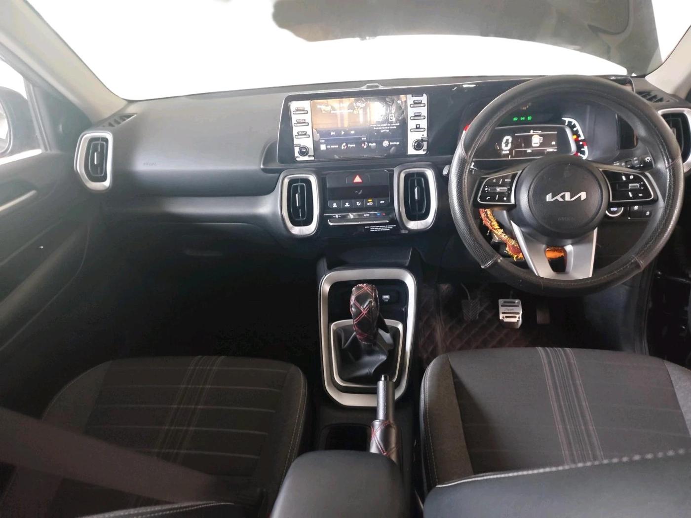2024 KIA SONET HTK PLUS 1.2 PETROL MT, Petrol, Manual, 17,291 km, interior