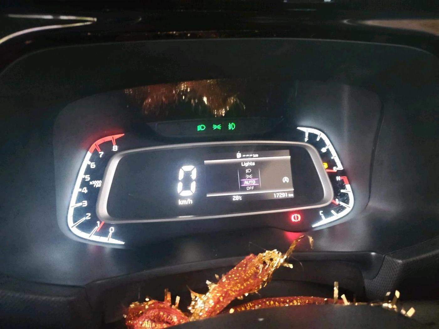 2024 KIA SONET HTK PLUS 1.2 PETROL MT, Petrol, Manual, 17,291 km, interior