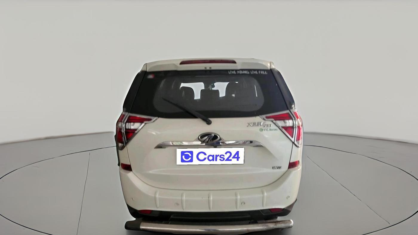 2019 Mahindra XUV500 W11, Diesel, Manual, 2,37,626 km, exterior
