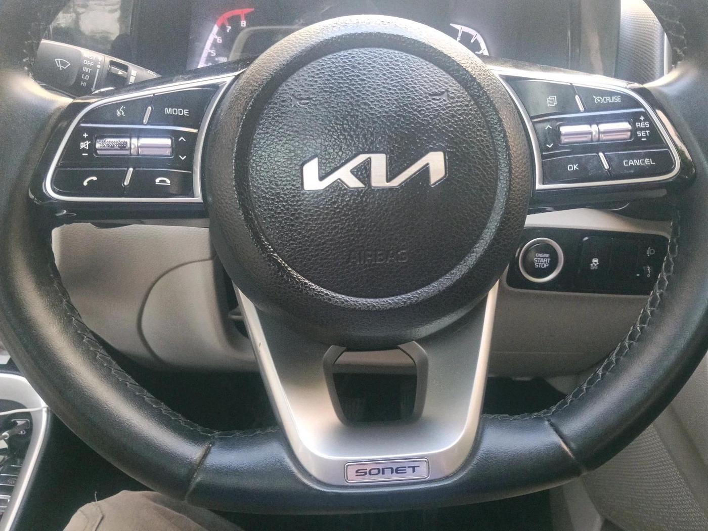 2022 KIA SONET HTX 1.0 DCT, Petrol, Automatic, 10,357 km, interior
