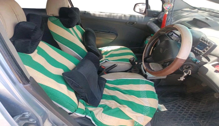 2010 Chevrolet Beat LS PETROL, Petrol, Manual, 1,17,938 km, interior