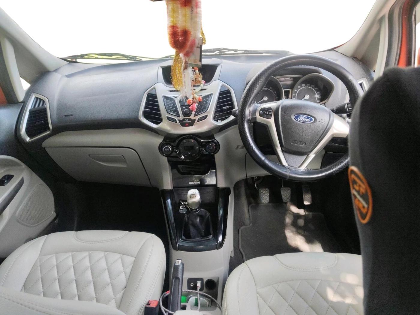 2015 Ford Ecosport TITANIUM 1.5L PETROL, Petrol, Manual, 1,42,811 km, interior