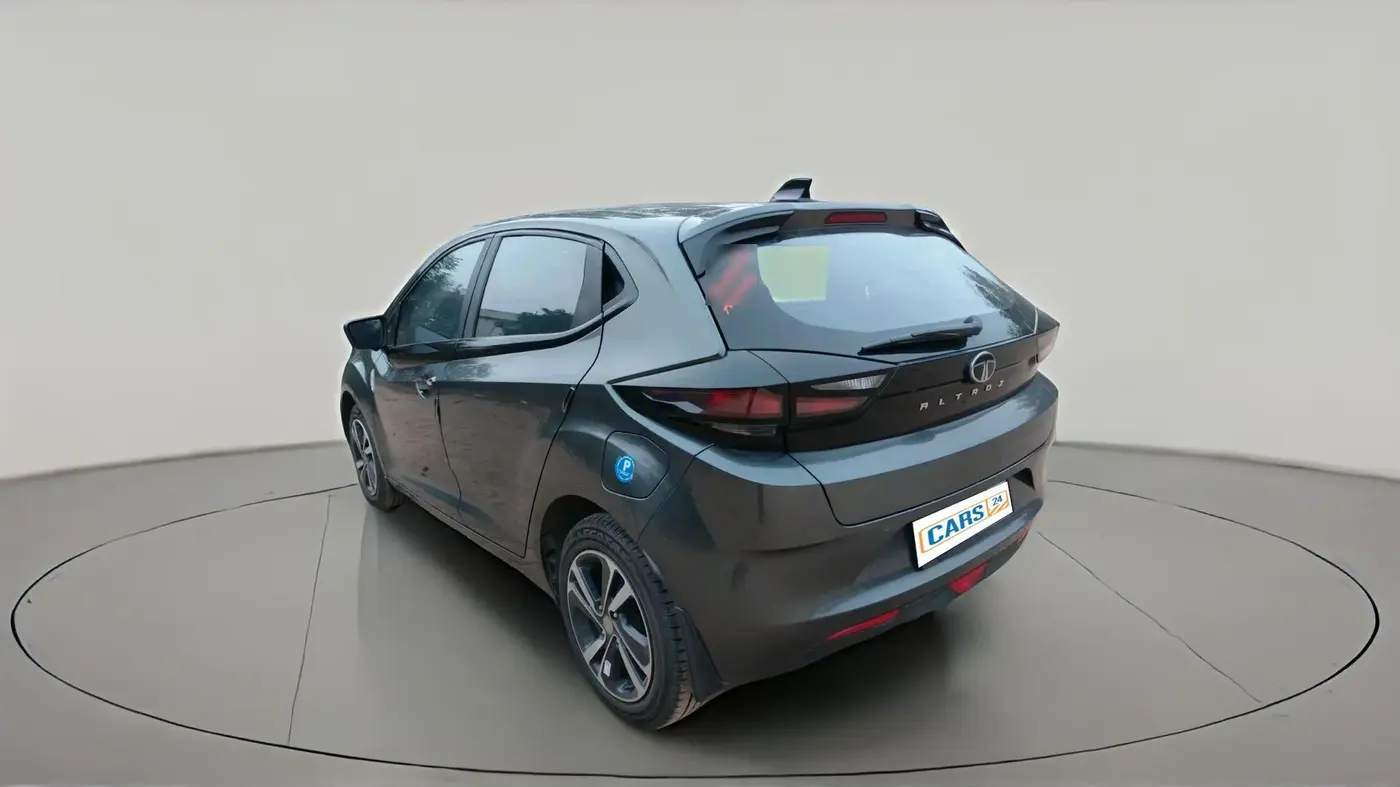 2024 Tata ALTROZ XZ + SUNROOF, Petrol, Manual, 17,200 km, exterior