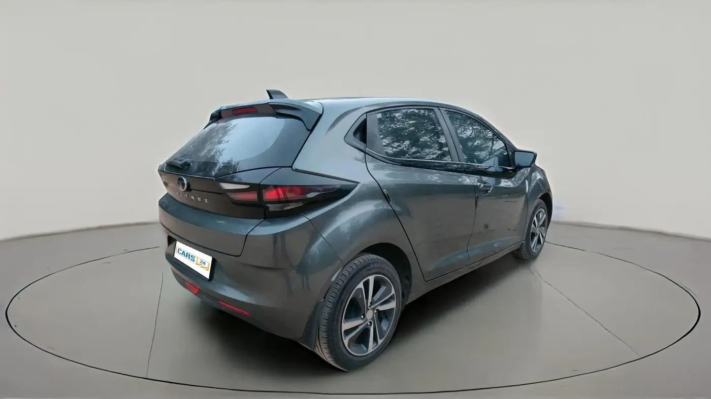 2024 Tata ALTROZ XZ + SUNROOF, Petrol, Manual, 17,200 km, exterior