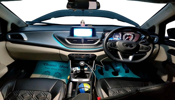 2024 Tata ALTROZ XZ + SUNROOF, Petrol, Manual, 17,200 km, interior