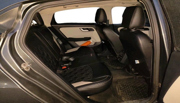 2024 Tata ALTROZ XZ + SUNROOF, Petrol, Manual, 17,200 km, interior