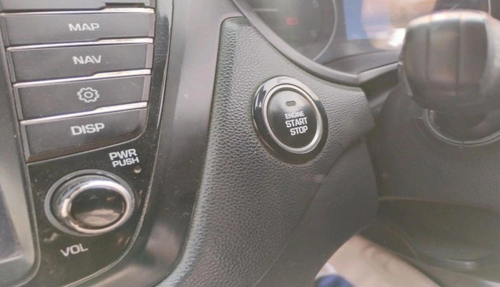 2015 Hyundai i20 Active 1.4 SX, Diesel, Manual, 1,71,401 km, interior