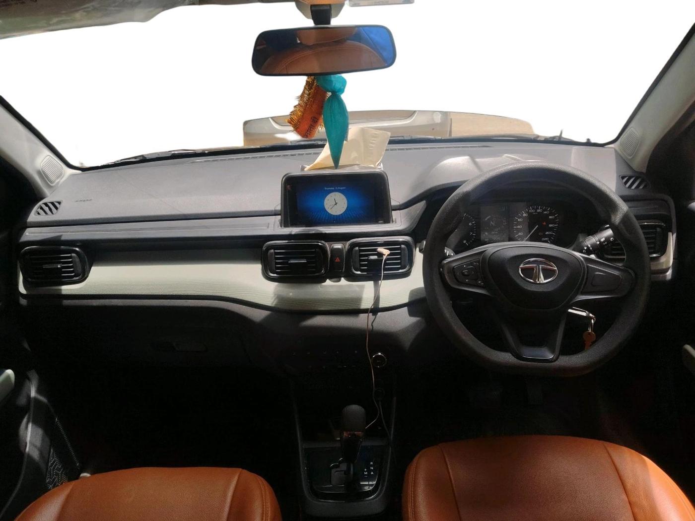 2022 Tata PUNCH ADVENTURE AMT, Petrol, Automatic, 73,520 km, interior