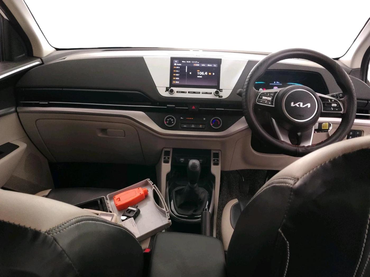 2023 KIA CARENS PRESTIGE 1.5 PETROL 7 STR, Petrol, Manual, 18,371 km, interior