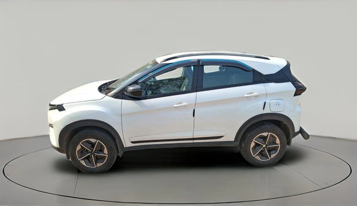 2024 Tata NEXON CREATIVE  AMT 1.2 PETROL, Petrol, Automatic, 26,677 km, exterior