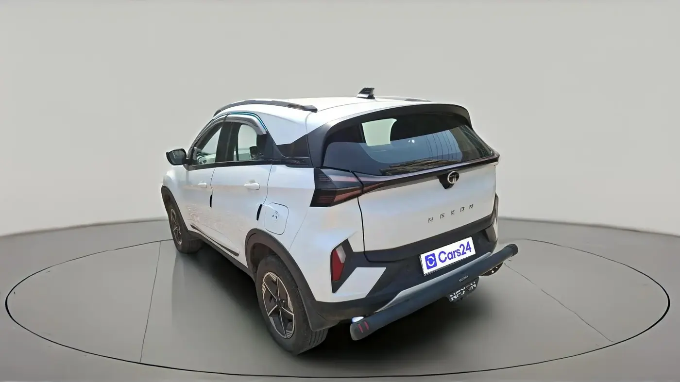 2024 Tata NEXON CREATIVE  AMT 1.2 PETROL, Petrol, Automatic, 26,677 km, exterior
