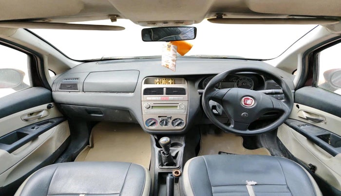 2014 Fiat Linea CLASSIC 1.3 L MULTIJET, Diesel, Manual, 1,40,102 km, interior