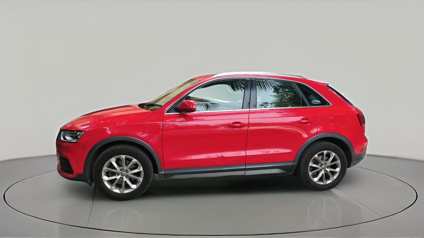 2015 Audi Q3 35 TDI Quattro, Diesel, Automatic, 1,00,054 km, exterior