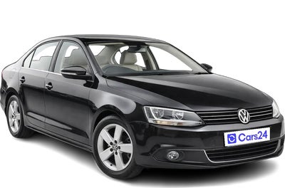 2012 Volkswagen Jetta - Sedan - Petrol - Manual - ₹3.50 lakh