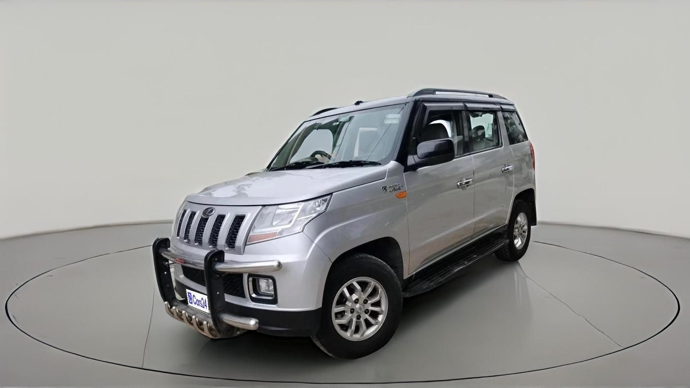 2017 Mahindra TUV300 T8 DUAL TONE, Diesel, Manual, 1,43,960 km, exterior
