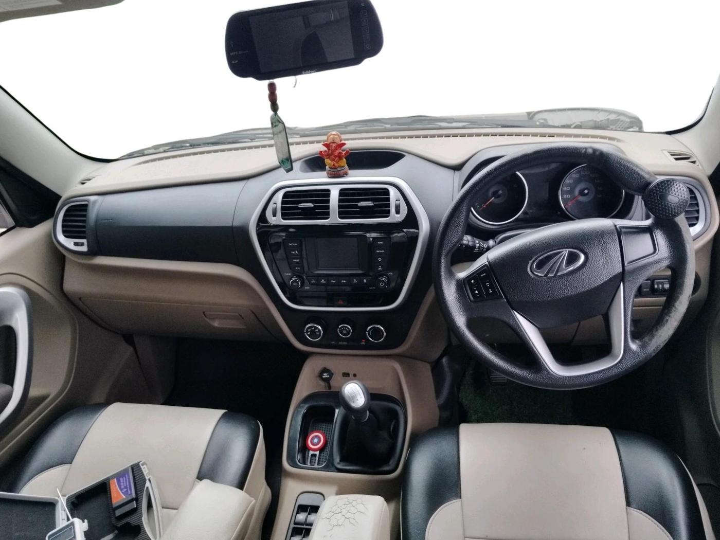 2017 Mahindra TUV300 T8 DUAL TONE, Diesel, Manual, 1,43,960 km, interior