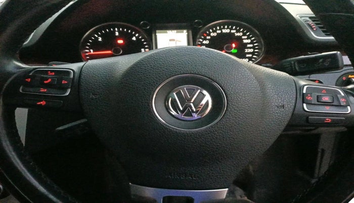 2011 Volkswagen Passat HIGHLINE DSG, Diesel, Automatic, 97,746 km, interior